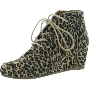 Dolce Vita Womens Tan Animal Print Lace-Up Ankle Wedge Boots Shoes NWOB